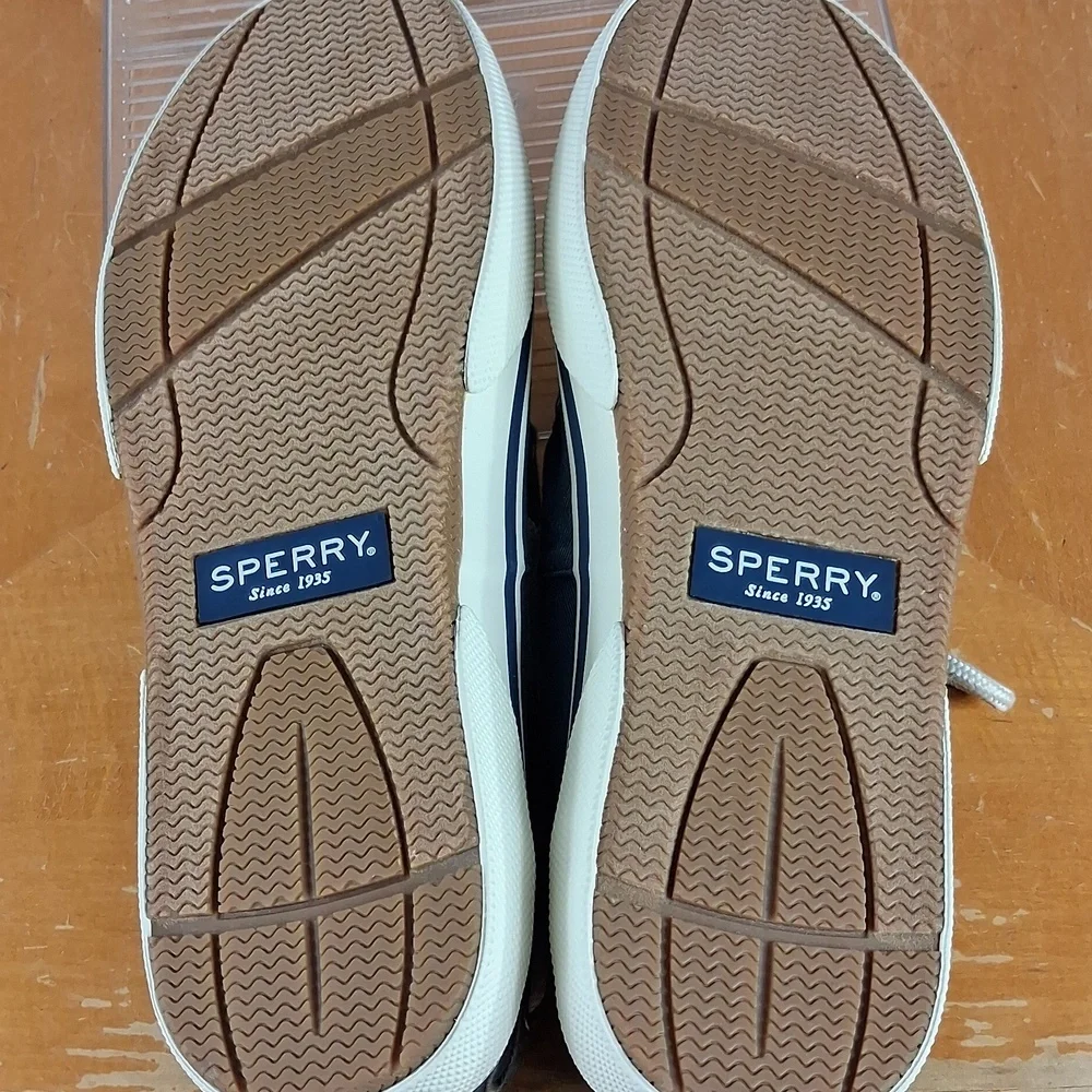 Sperry top sider